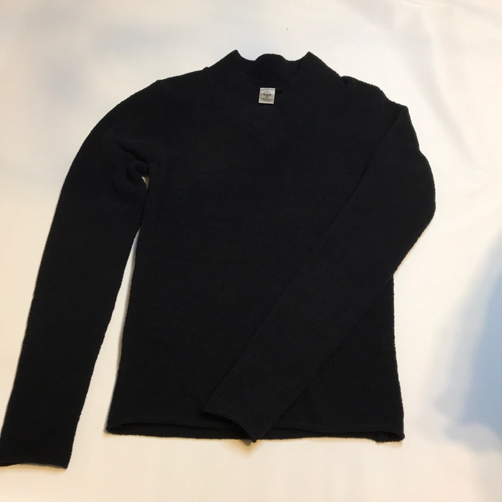 SOFTEST Prana sweater ever!!!! Size small